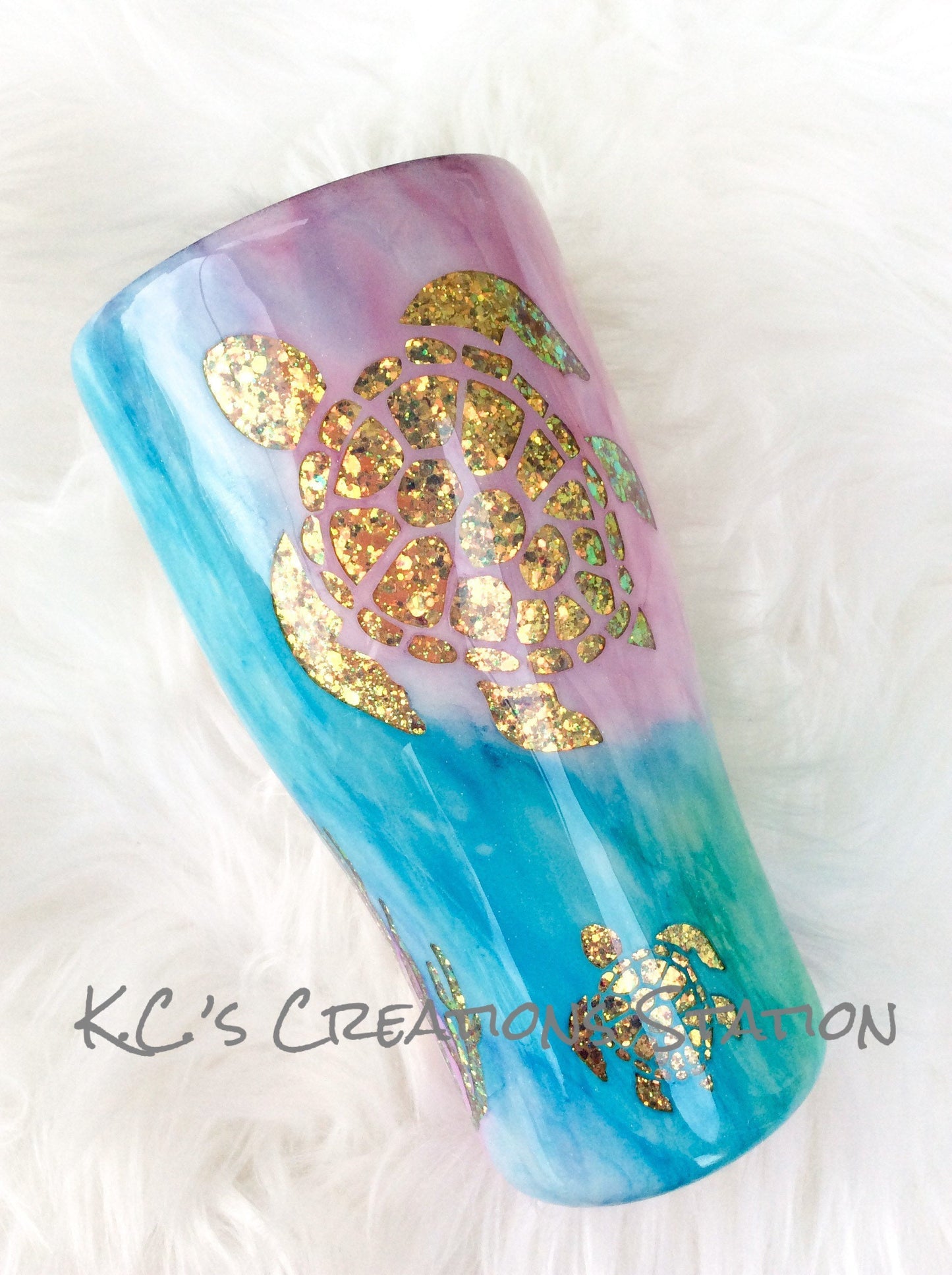 Turtle peek a boo glitter tumbler, turtle lovers tumbler, alcohol ink design tumbler, personalized for her, Christmas gift for her, glitter