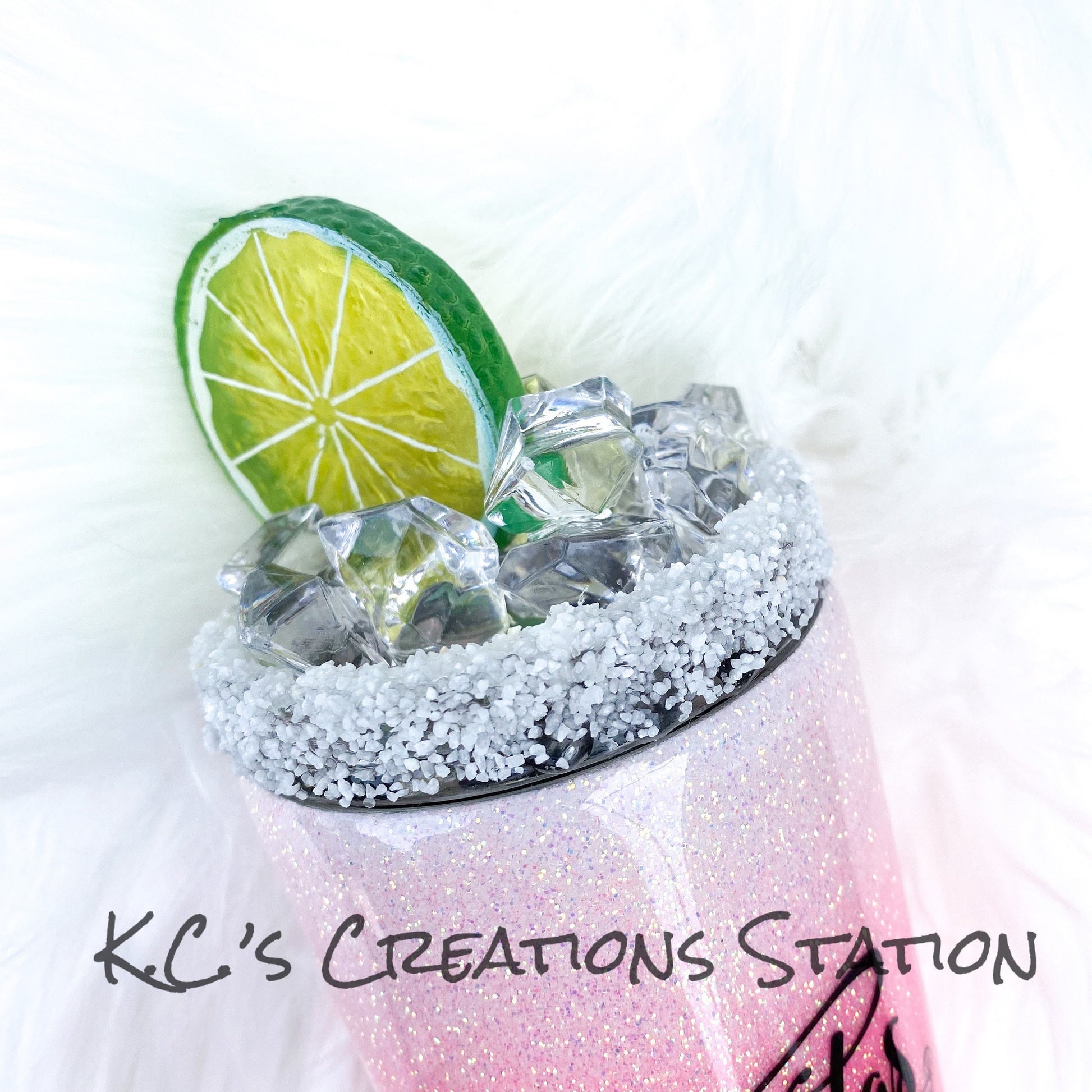 Lemon tumbler with faux ice topper